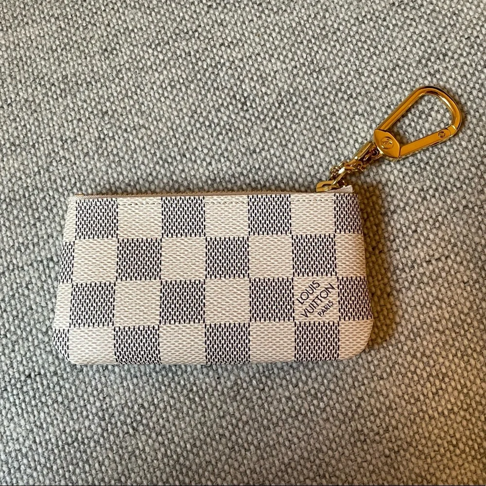 SOLD Authentic Louis Vuitton Cles Damier Azur - Picture 3 of 11